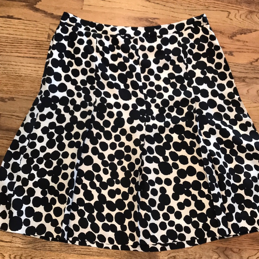 BR silk spotted knee-length skater skirt